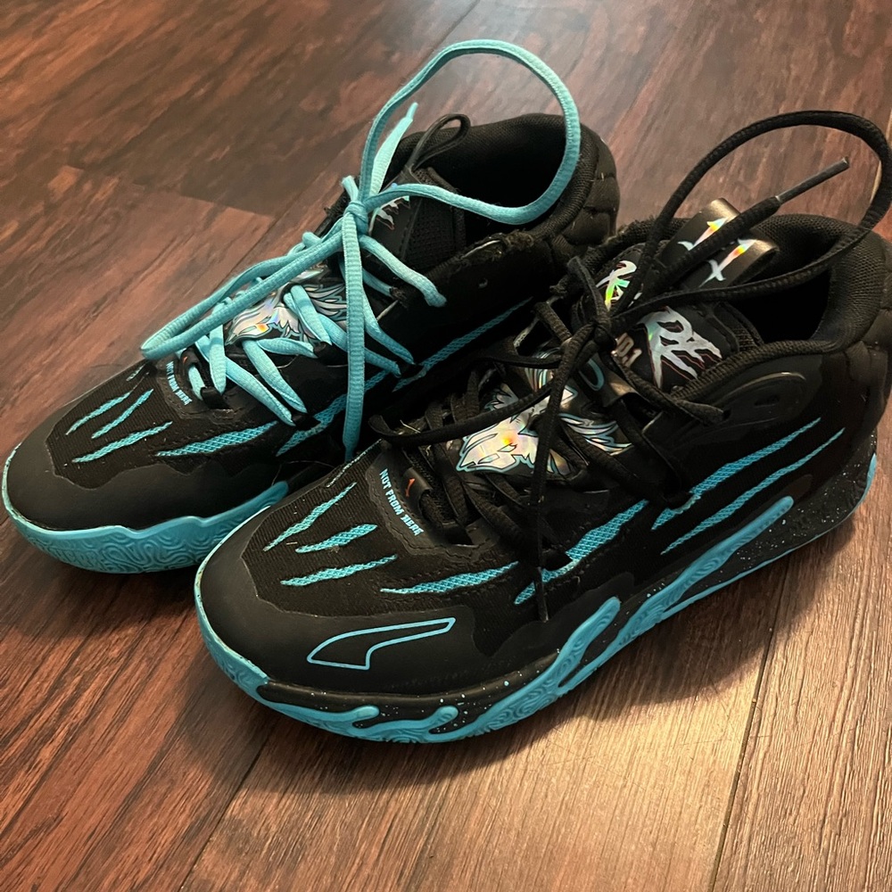 Black and Blue Lamelo Ball basketball shoes
